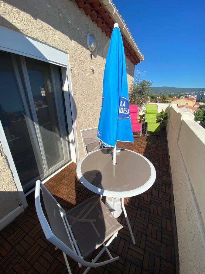 Charmante Chambre Avec Vue Mer Λα Σιοτά Εξωτερικό φωτογραφία